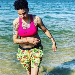 Meet your Posher, La trisha